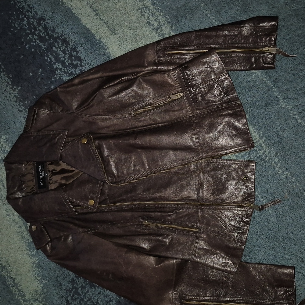 Black Rivet Chocolate Leather Jacket..size M